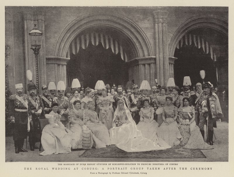 La boda real en Coburg, un grupo de retrato tomado después de la ceremonia de English Photographer