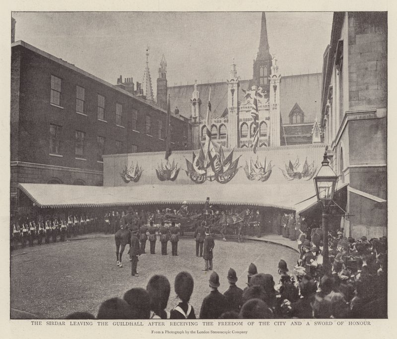 El Sirdar saliendo del Guildhall después de recibir la libertad de la ciudad y una espada de honor de English Photographer