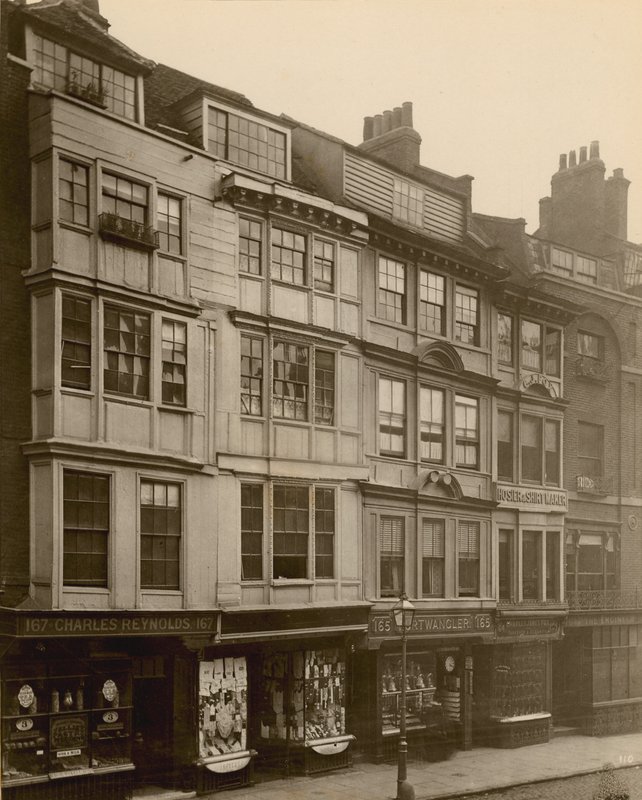 The Strand, Londres; lado sur, con 163-167 Strand de English Photographer