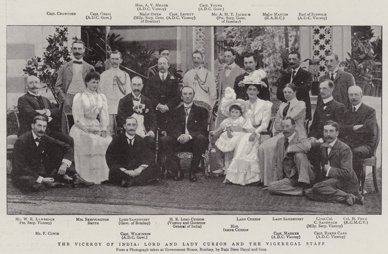 El Virrey de la India, Lord y Lady Curzon y el personal virreinal de English Photographer