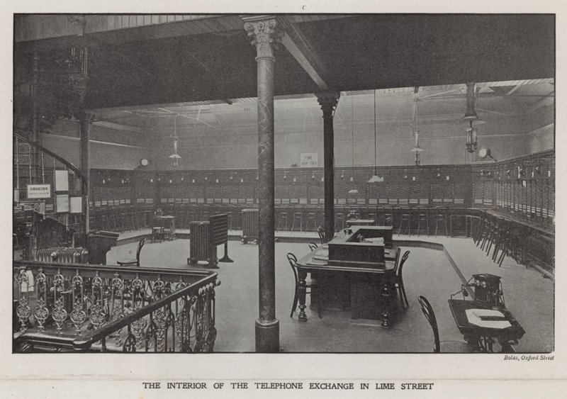 El interior de la Central Telefónica en Lime Street de English Photographer