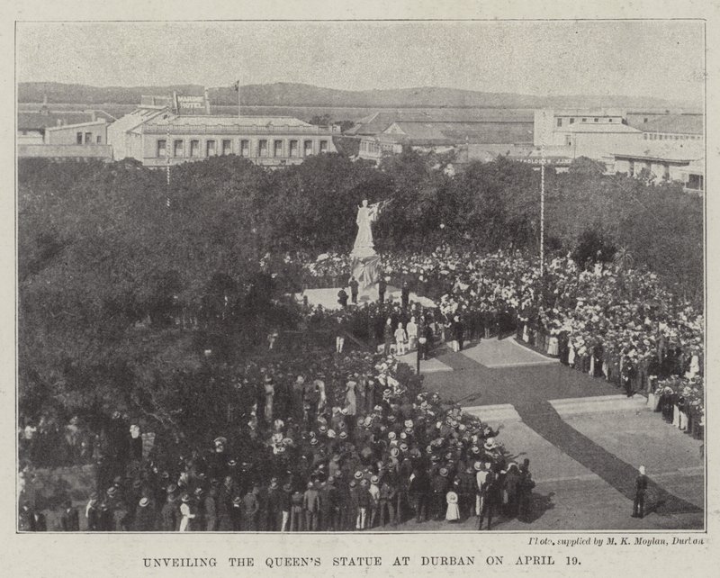 Inauguración de la estatua de la Reina en Durban el 19 de abril de English Photographer