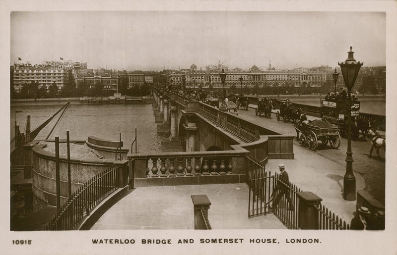 Puente de Waterloo y Somerset House, Londres de English Photographer
