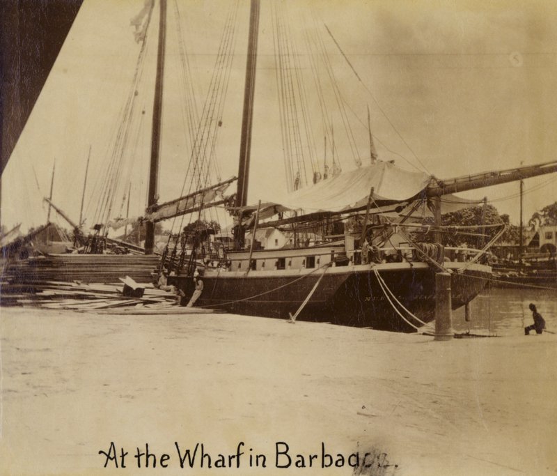 Muelle, Bridgetown, Barbados de English Photographer
