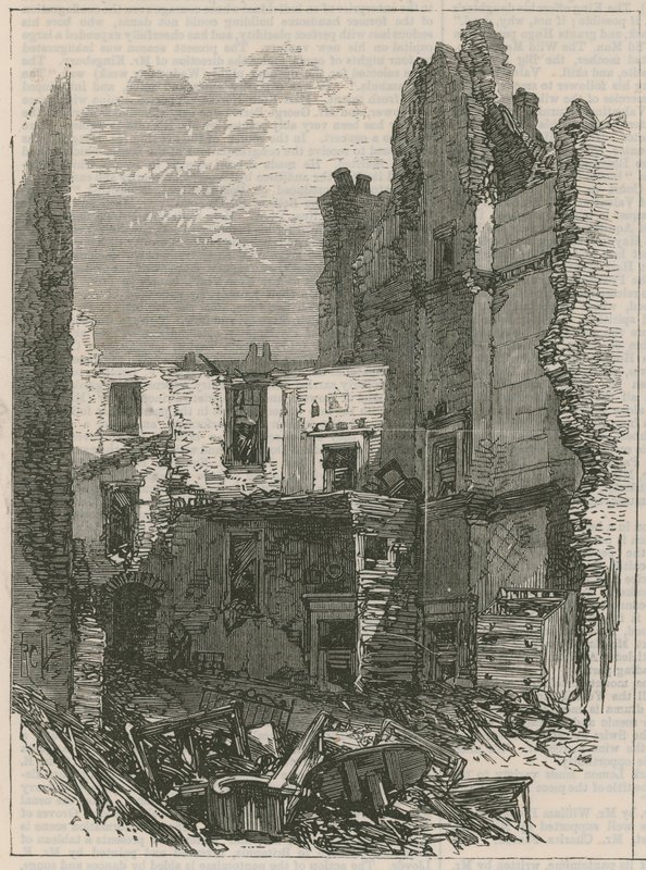 Efectos de la explosión en Clerkenwell: Interior de casas en Corporation Lane de English School