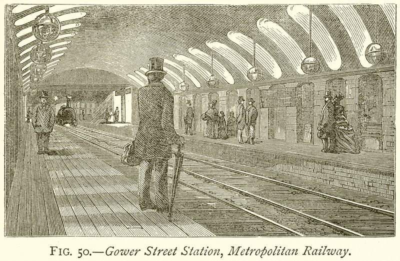 Estación Gower Street, Ferrocarril Metropolitano de English School