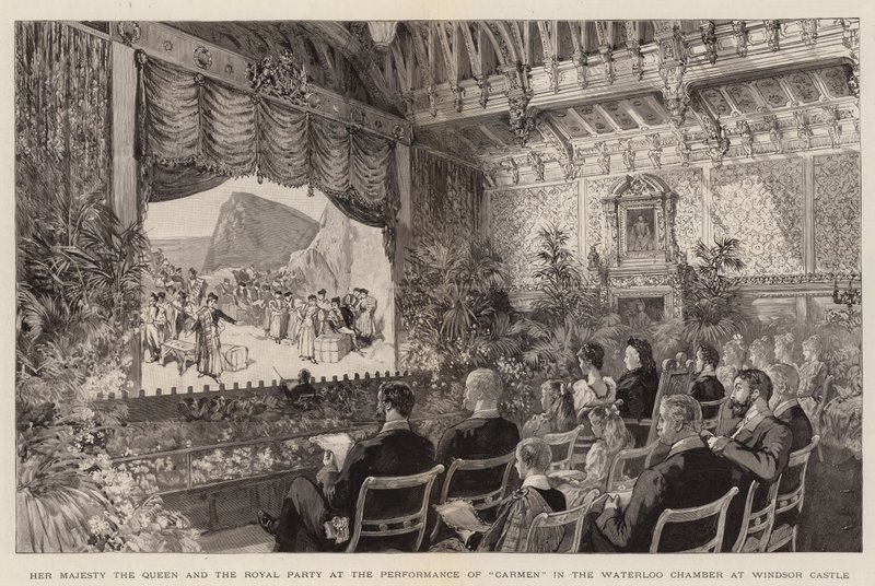 Su Majestad la Reina y el grupo real en la representación de "Carmen" en la Cámara de Waterloo en el Castillo de Windsor de English School