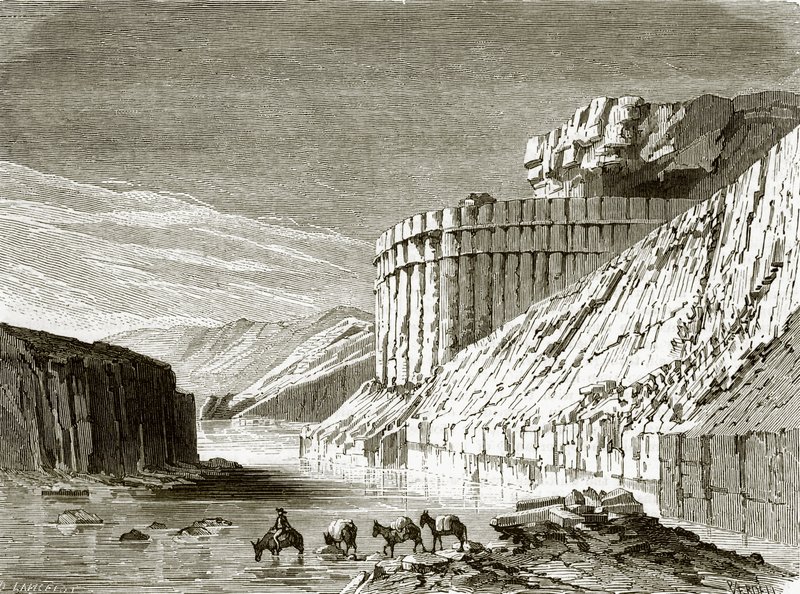 Roca del Órgano, cerca de San Domingo de English School