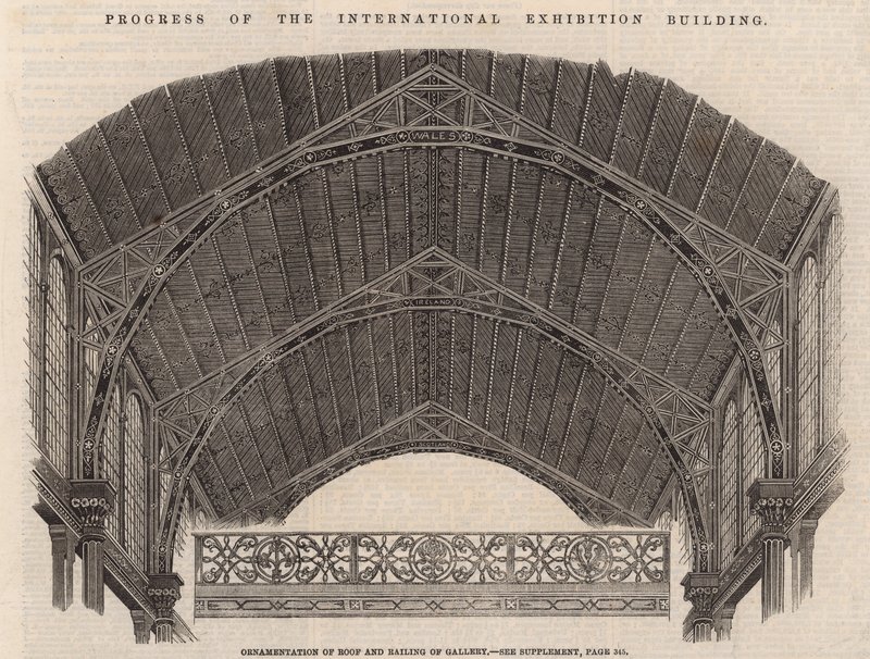 Progreso en el edificio de la Exposición Internacional; Ornamentación del techo y barandilla de la galería de English School