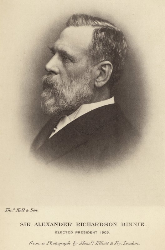 Sir Alexander Richardson Binnie, presidente de la Institución de Ingenieros Civiles en 1905 de English School