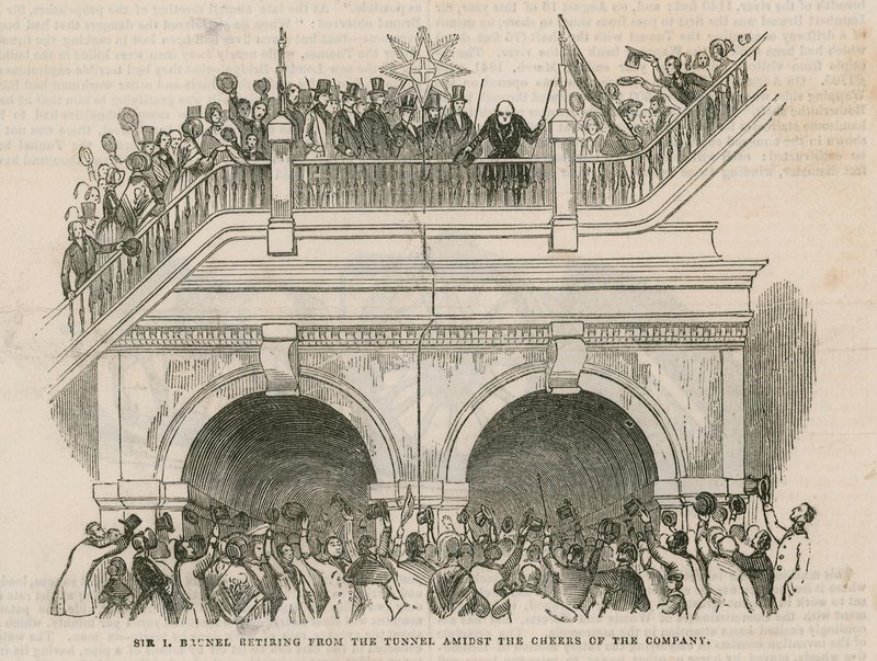 Sir Isambard Brunel retirándose del túnel entre los vítores de la compañía de English School