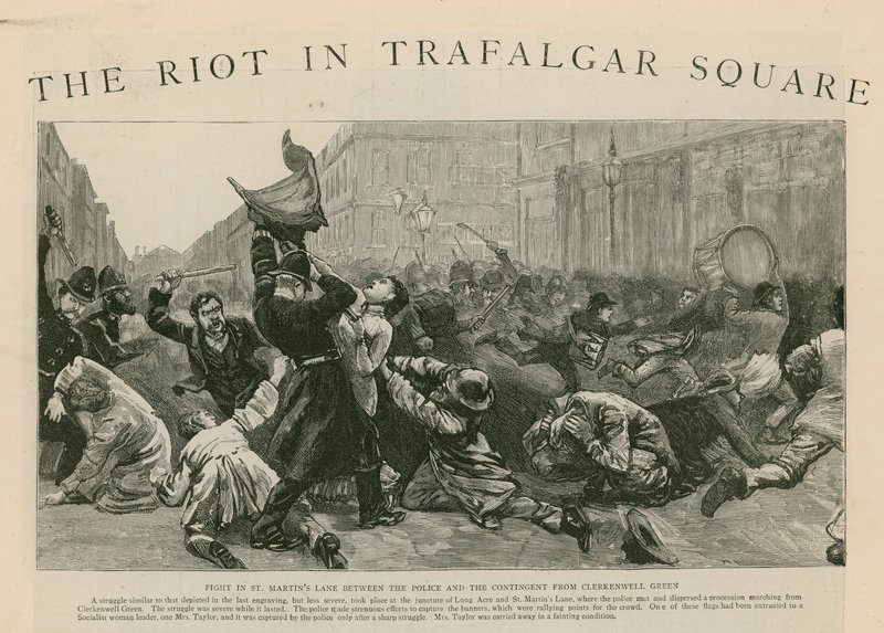 El motín en Trafalgar Square: Pelea en St Martins Lane entre la policía y el contingente de Clerkenwell Green de English School