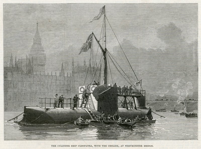 El barco cilindro Cleopatra, con el obelisco, en el Puente de Westminster de English School