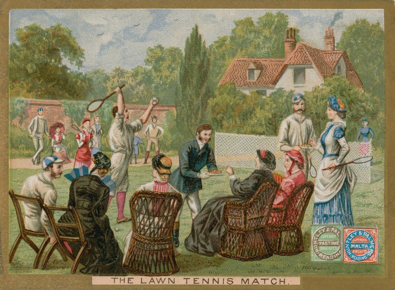 El partido de tenis en el césped de English School