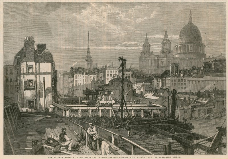 Los trabajos ferroviarios en Blackfriars y apertura hacia Ludgate Hill, Londres, visto desde el puente temporal de English School