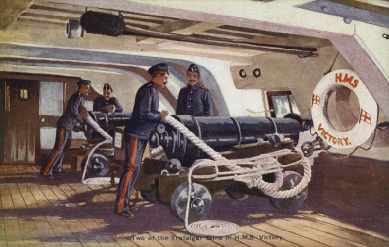 Dos de los cañones de Trafalgar en el HMS Victory de English School