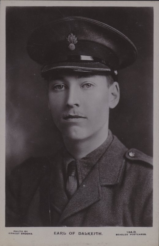 Conde de Dalkeith (foto en blanco y negro) de Ernest Brooks