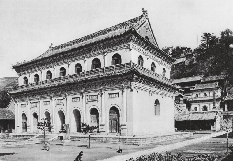 Wu tai shan, Hien tung sze, Shansi, Biblioteca Budista y Terrazas al final del Monasterio (foto b/n) de Ernst Boerschmann