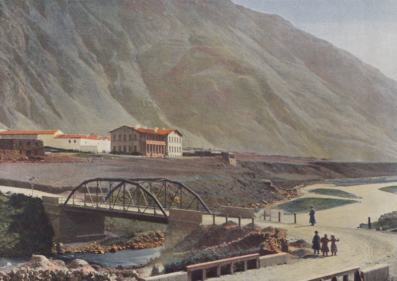 Estación de Lars, ruta militar de Georgia de European Photographer