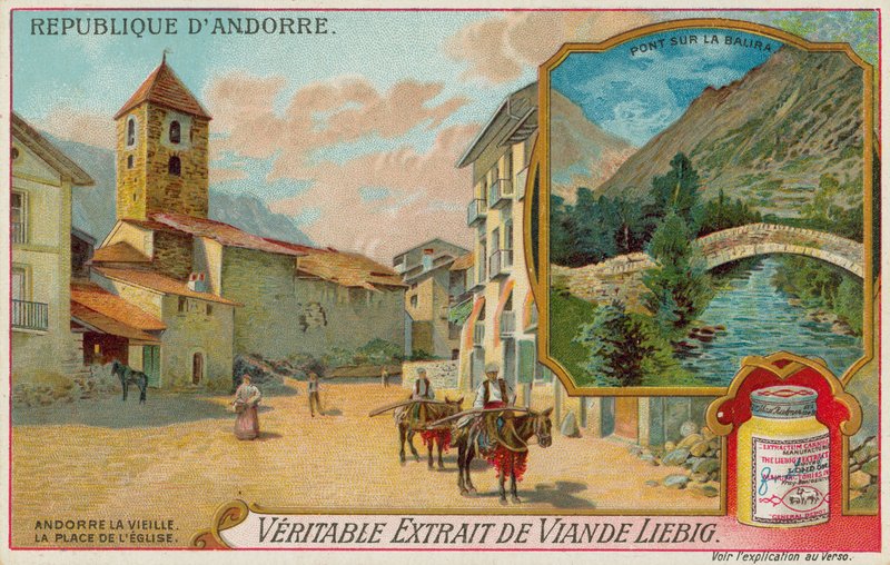 Plaza de la Iglesia Vieja y un puente sobre el Río Valira de European School