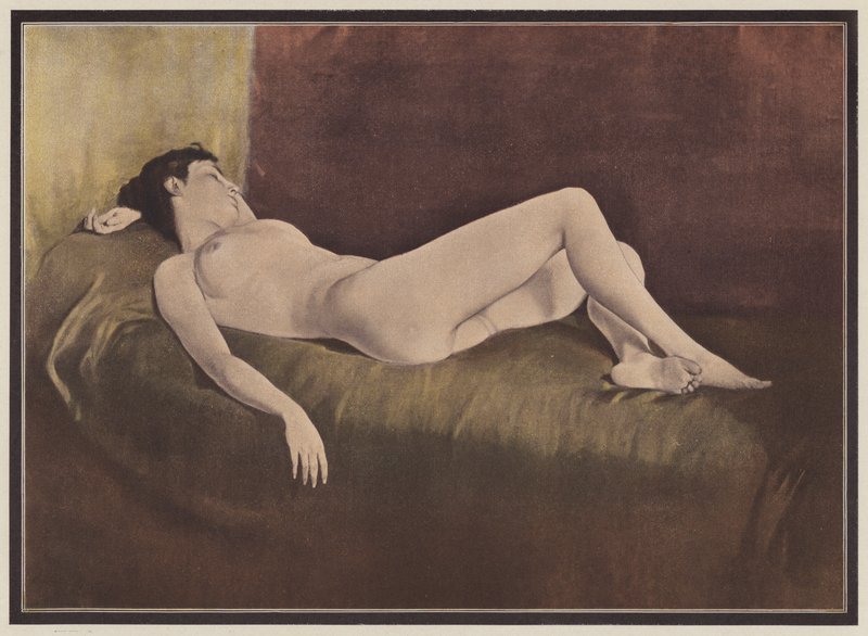 Mujer acostada en una cama (litografia en color) de European School