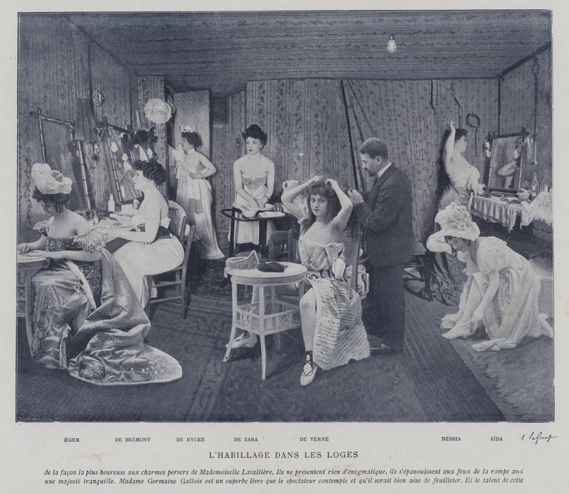 Actrices en los camerinos del Théâtre des Variétés, París de French Photographer