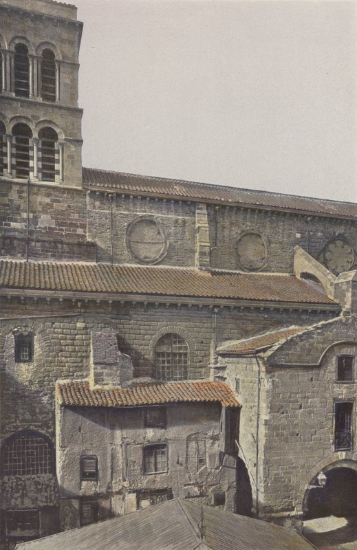 Brioude, Iglesia Saint-Julien, Pórtico lateral sur de French Photographer