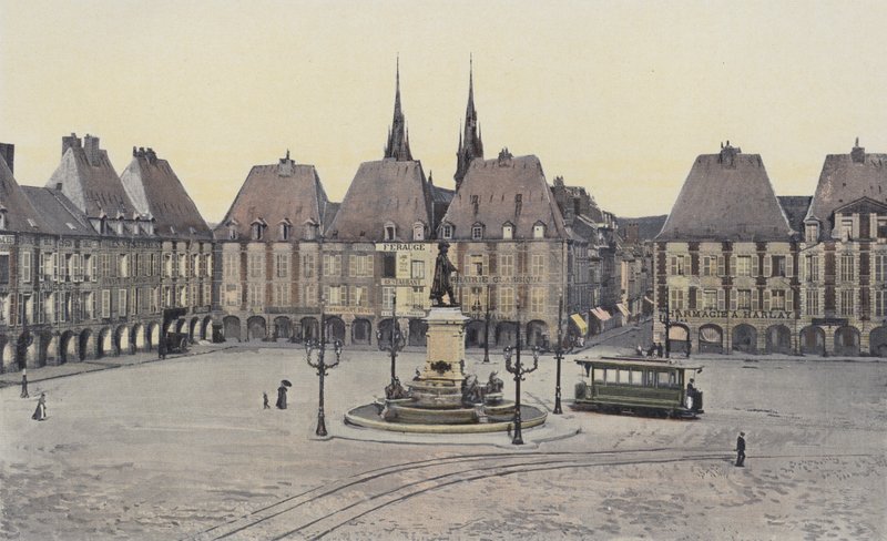 Charleville, Plaza Ducal de French Photographer