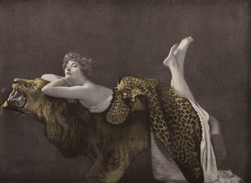 Collette Villy, actriz francesa (foto de color) de French Photographer