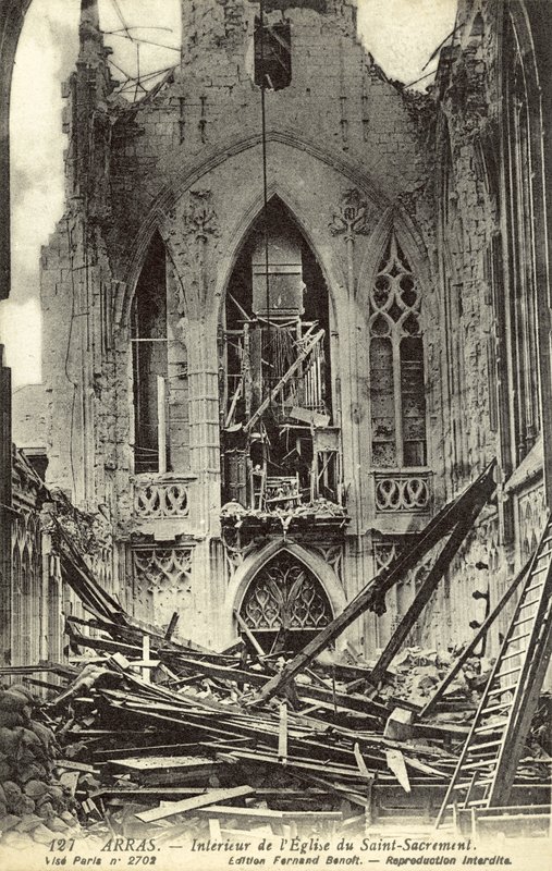 Interior dañado de la Iglesia del Santísimo Sacramento, Arras, Francia, Primera Guerra Mundial de French Photographer