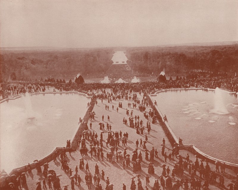 Vista general, desde el Palacio, de las Grandes Aguas, Versalles de French Photographer