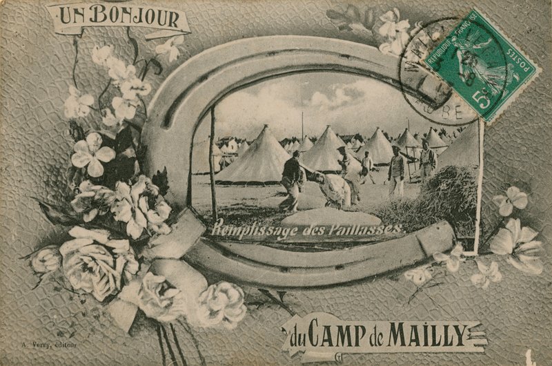 Hola desde Camp de Mailly - llenando colchones de paja de French Photographer