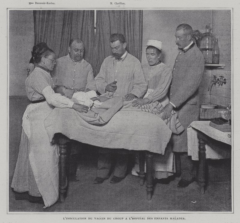 Inoculación de un paciente con la vacuna contra el crup en un hospital para niños enfermos en París de French Photographer