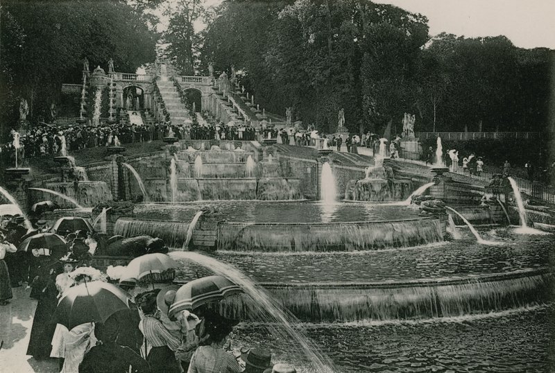 La Cascade le Jour des Grandes Eaux de French Photographer