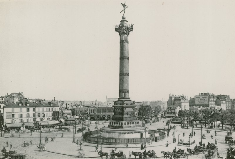 La Colonne de Juillet, Place de la Bastille de French Photographer