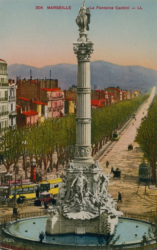 La Fontaine Cantini en Marsella. Construida por el escultor André Allar de French Photographer
