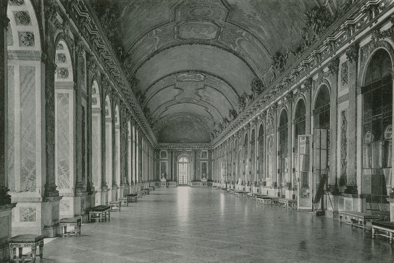 La Galerie des Glaces de French Photographer