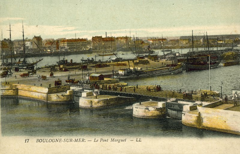 Le Pont Marguet, Boulogne-sur-Mer de French Photographer