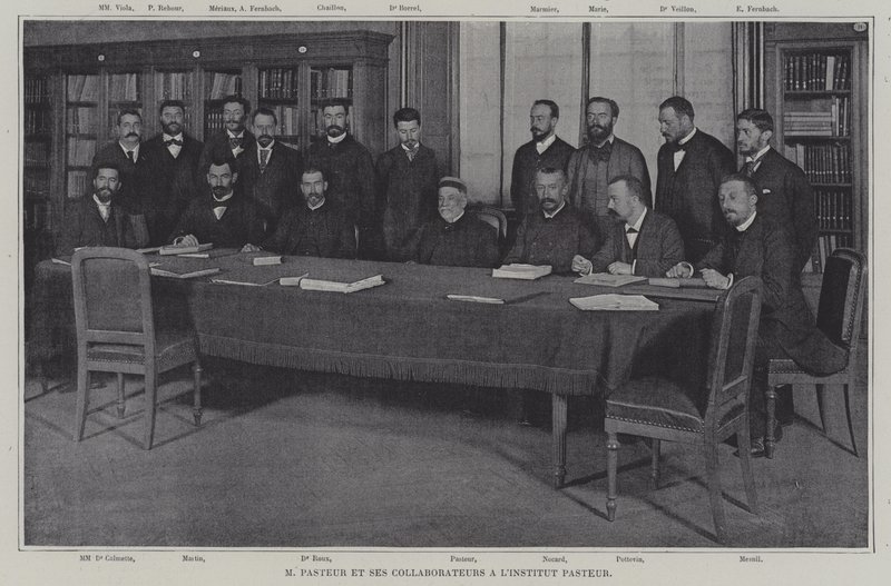 Louis Pasteur y sus colaboradores trabajando en una vacuna para el crup en el Instituto Pasteur en París de French Photographer