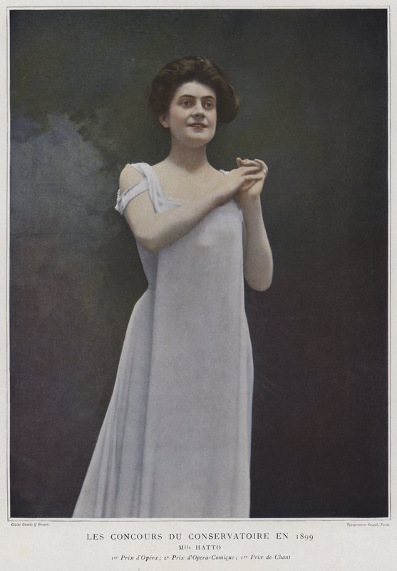 Mademoiselle Hatto, cantante premiada en los concursos del Conservatorio de París, 1899 de French Photographer