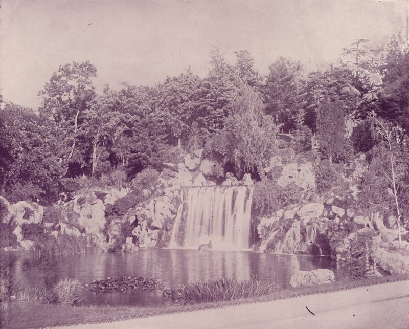 París: Gran Cascada en el Bois de Boulogne de French Photographer