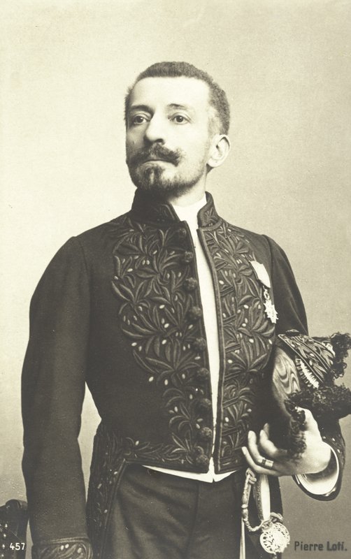 Pierre Loti, oficial naval y novelista francés de French Photographer