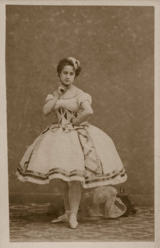 Retrato de una bailarina de French Photographer