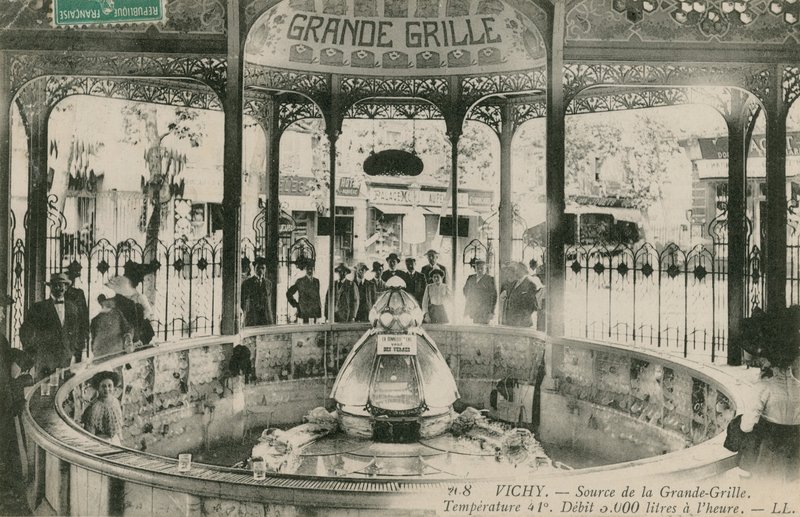Fuente del manantial Grand Grille en Vichy de French Photographer