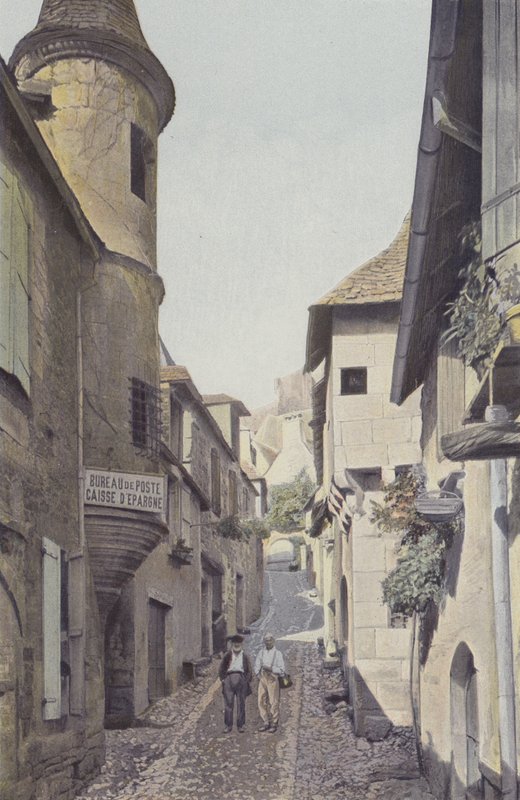 Turenne, Calle que conduce al Castillo de French Photographer