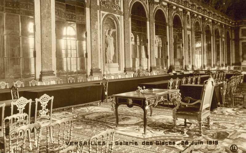 Versalles, Galería De Los Espejos, 28 de junio de 1919 de French Photographer