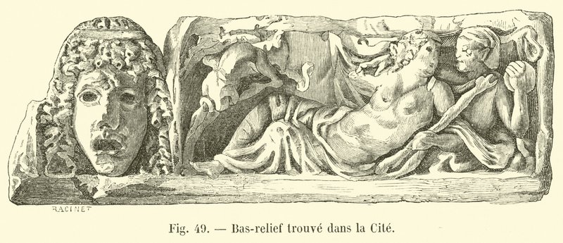 Bajorrelieve encontrado en la Cité de French School
