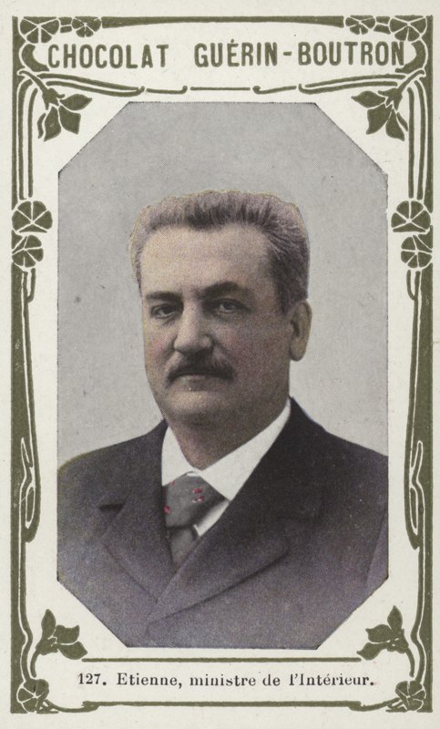 Etienne, ministro del Interior de French School
