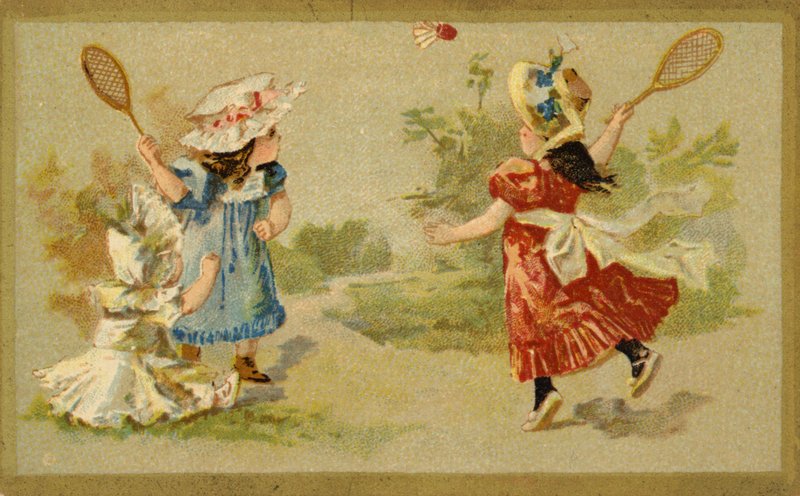 Niñas jugando al volante de French School
