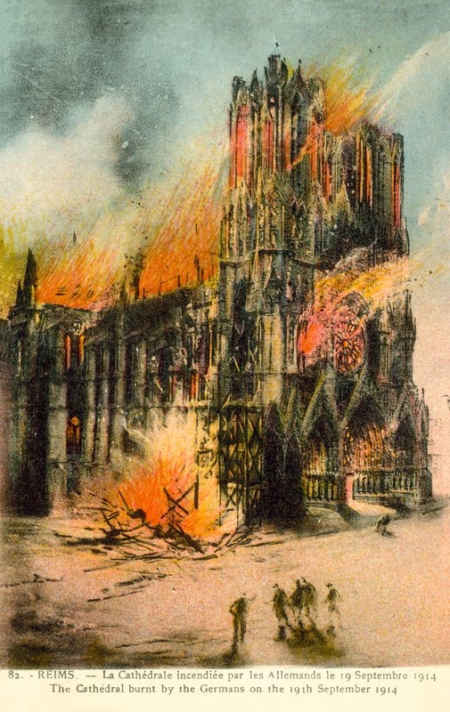 Reims, catedral quemada por los alemanes el 19 de septiembre de 1914 (litografía) de French School
